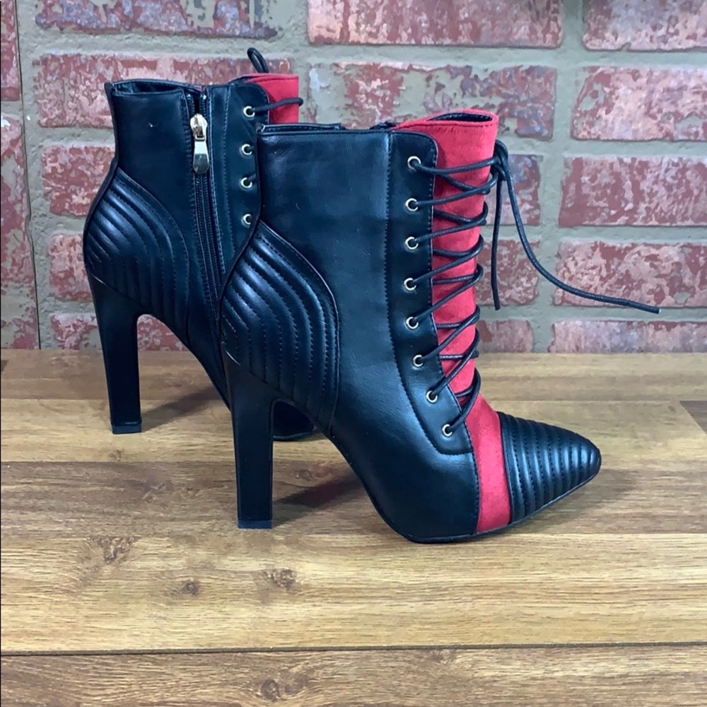 Red stylish Bootie - Picture 2 of 4